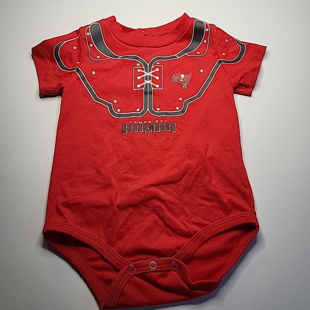 NFL Tampa Bay BUCCANEERS Red Bodysuit Shoulder Pad Logo Football 6/9mo